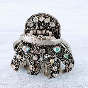 WEIN Accessories Silver Rhinestone Hair Clip